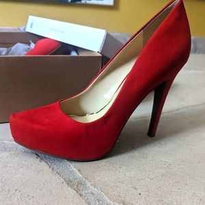 Jessica Simpson faux suede covered platform 4" heels NEW in box